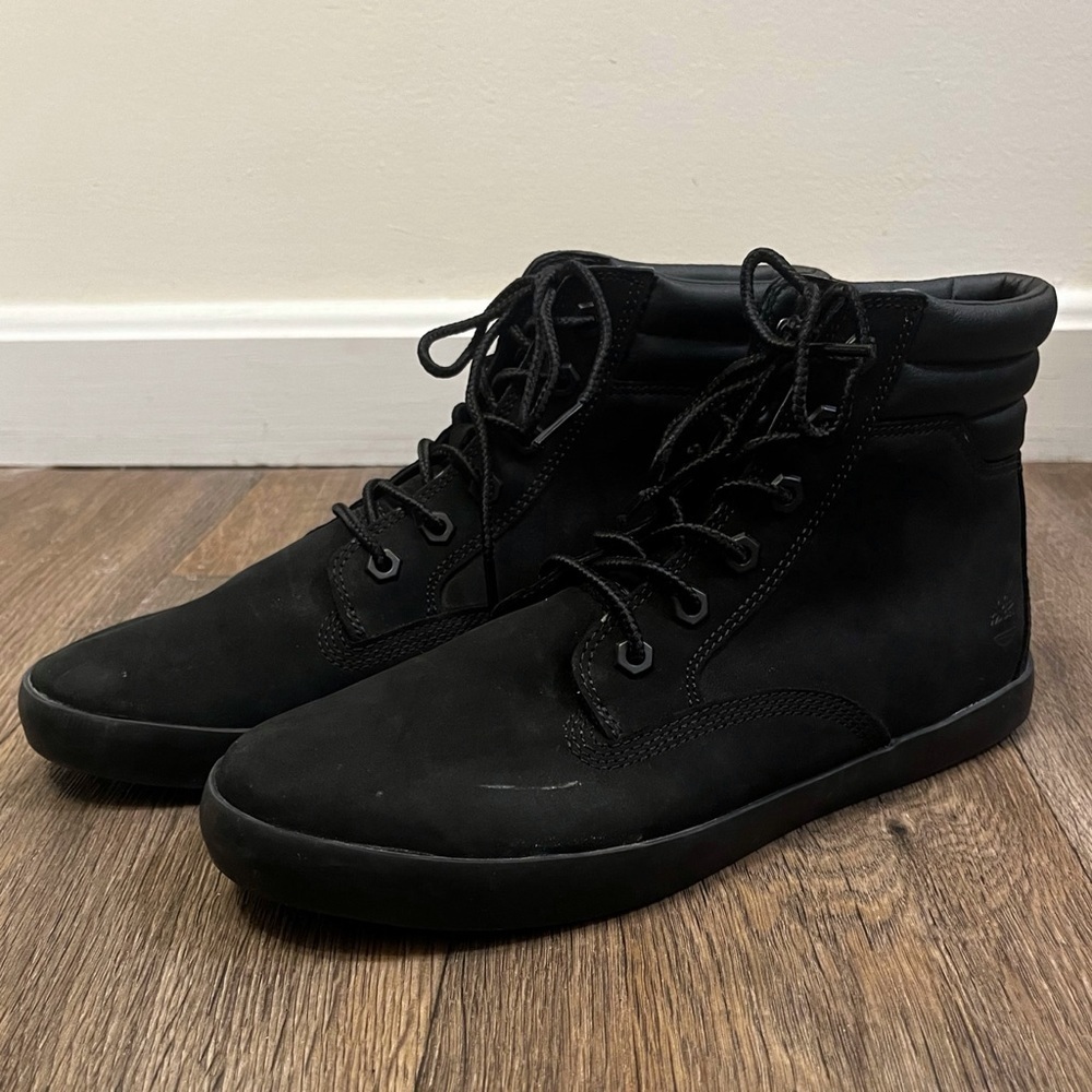 Timberland Women’s Flat Sole Shoe